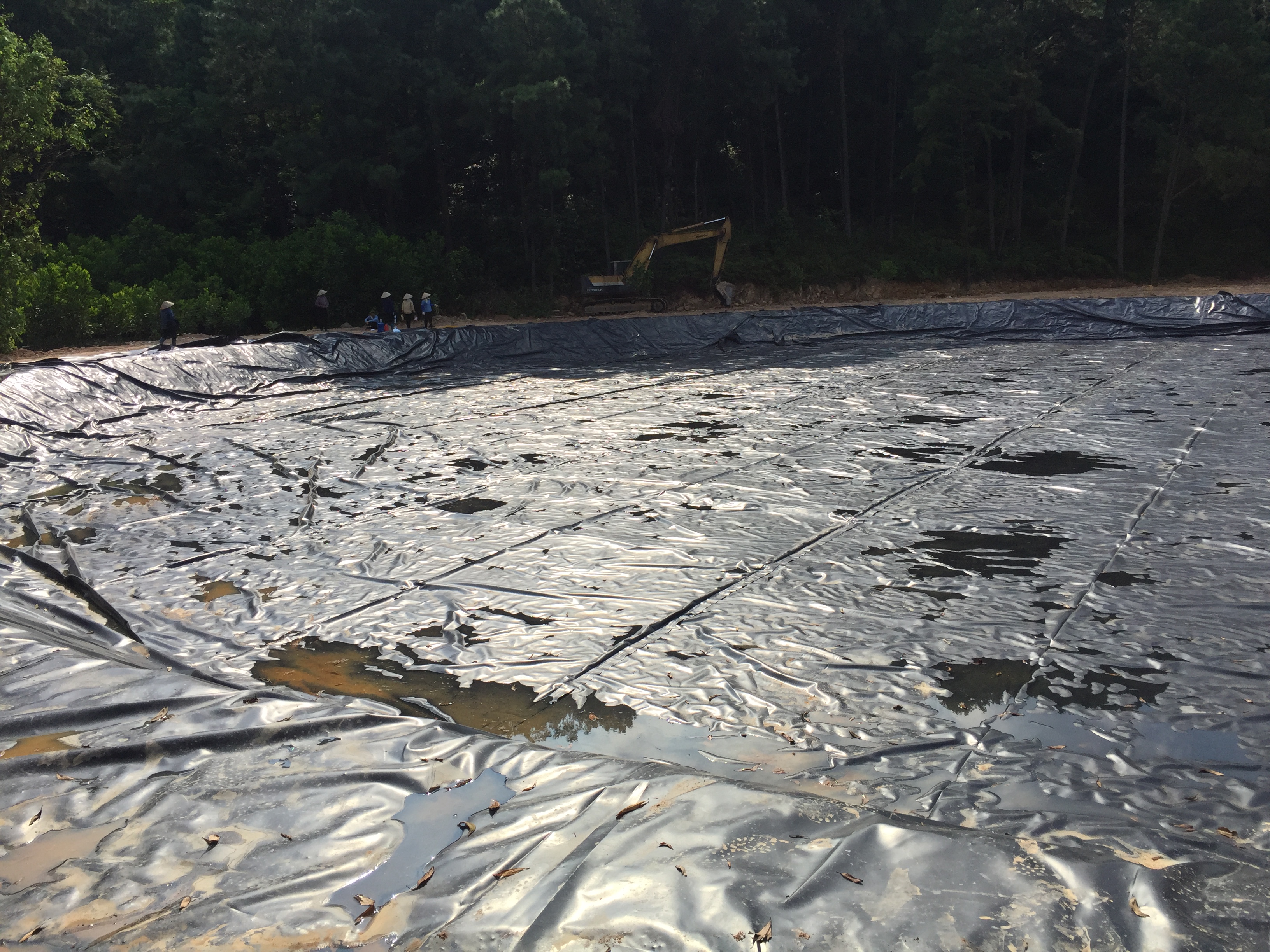 Thi cong mang chong tham hdpe 2