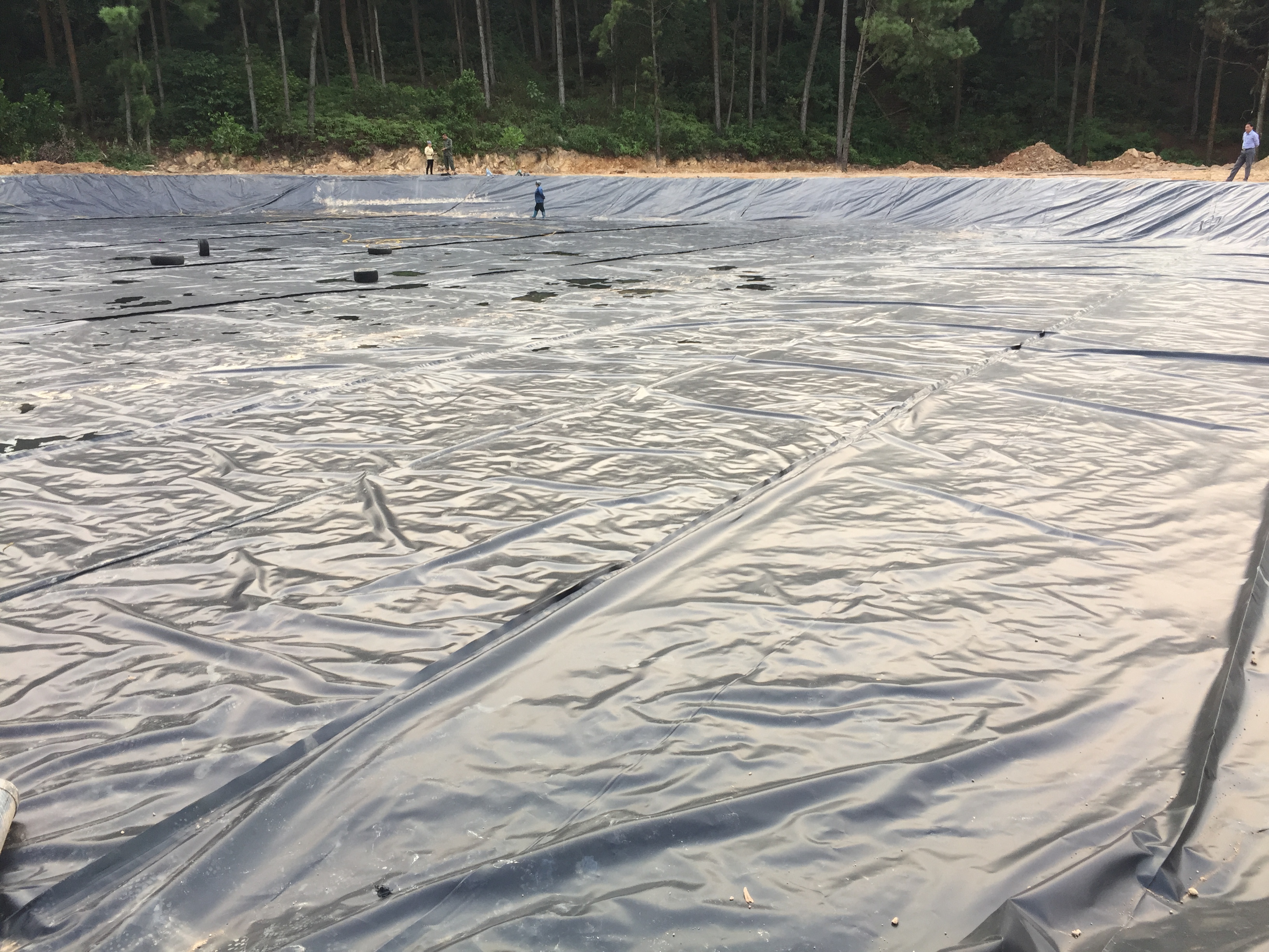 Thi conang chong tham hdpe 3