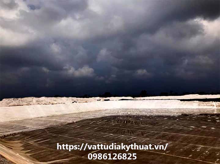 Triển khai thực hiện thi công dự án hồ chứa nước lót màng chống thấm HDPE tại Huế