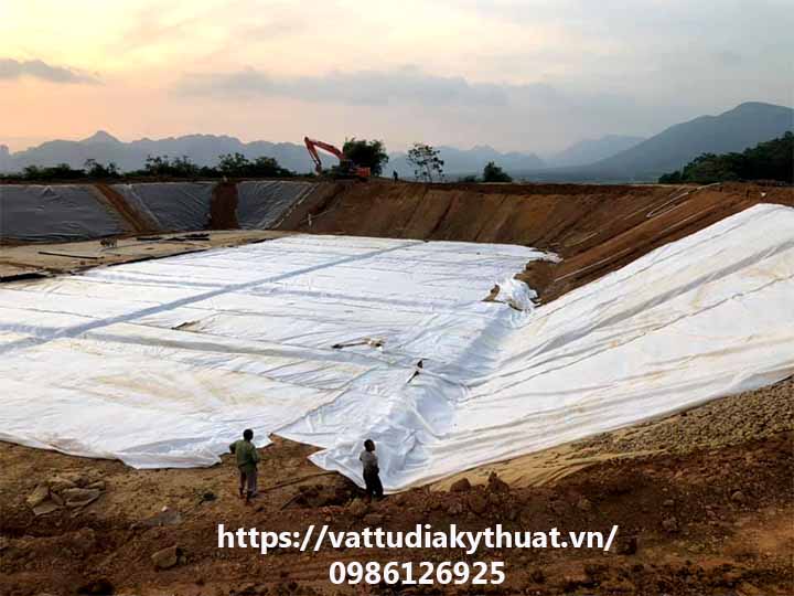 Vải địa kết hợp màng chống thấm HDPE đảm bảo hiệu quả cho hồ chứa xử lý nước thải ở Thanh Hóa
