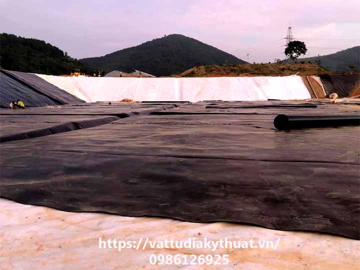 Sử dụng màng HDPE thi công hồ xử lý nước thải tại Cẩm Thủy, Thanh Hóa