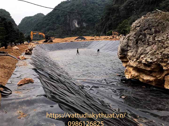 Toàn cảnh dự án thi công bạt HDPE lót hồ cảnh quan tại Tam Điệp, Ninh bình