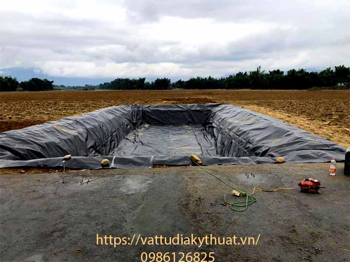 hdpeyb2Sử dụng màng bạt nhựa HDPE lót ao hồ tại yên Bái có nhiều ưu điểm tích cực