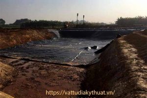 Thi công bạt HDPE lót hồ chứa nước tại Gia Lâm, Hà Nội