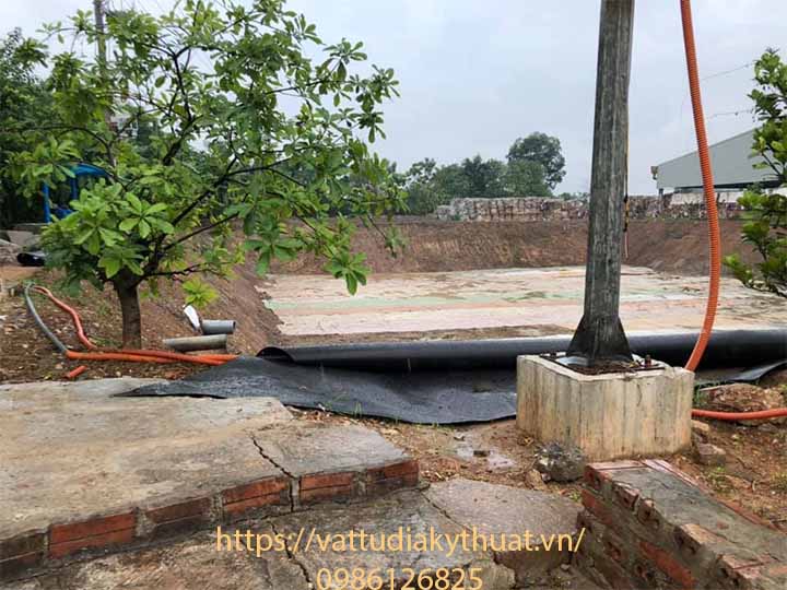 Triển khai công tác thi công bạt lót hồ chứa nước tại Việt trì, Phú thọ