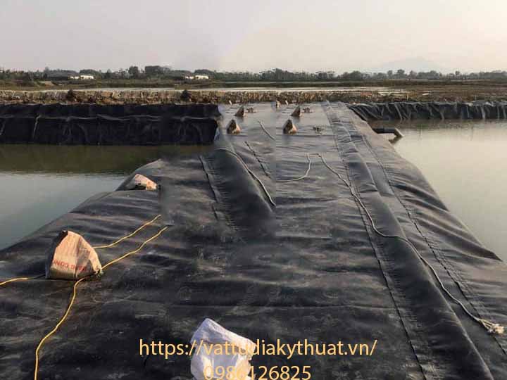 Cận cảnh quá trình thi công xây dựng hệ thống biogas bằng màng HDPE chống thấm tại thọ Xuân, thanh Hóa