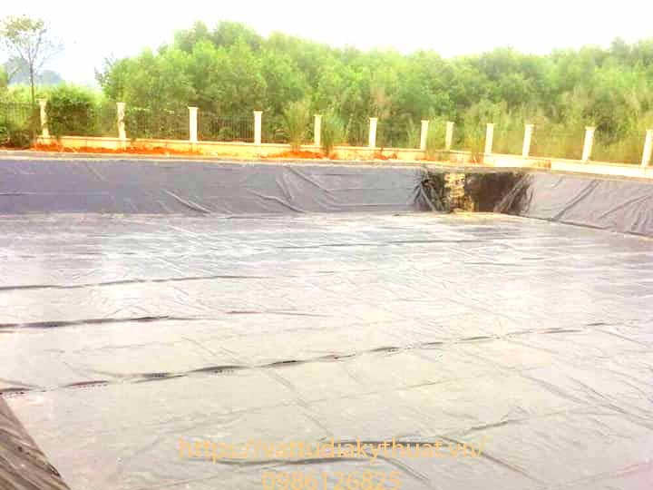Sử dụng bạt HDPE cao cấp thi công hồ xử lý nước thải công nghiệp tại Tuyên Quang