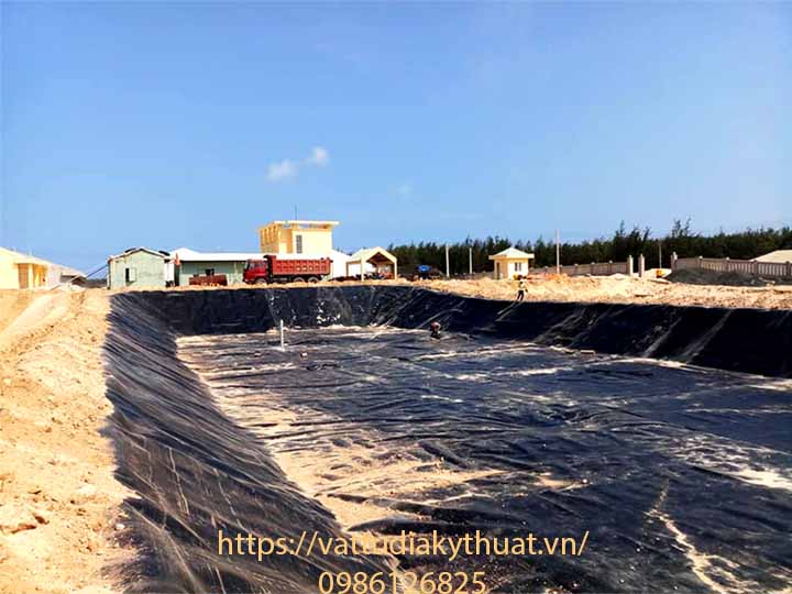 Sử dụng bạt lót hồ tại Phú yên nuôi tôm trên cát mang lại hiệu quả kinh tế cho người dân