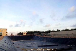 Thi công bạt lót hồ nuôi tôm tại Phú Yên