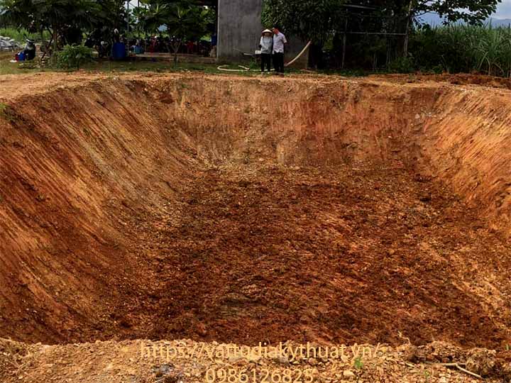 Chuẩn bị mặt bằng thi công bạt lót hồ nuôi cá tại Khánh Hòa tuân thủ kỹ thuật