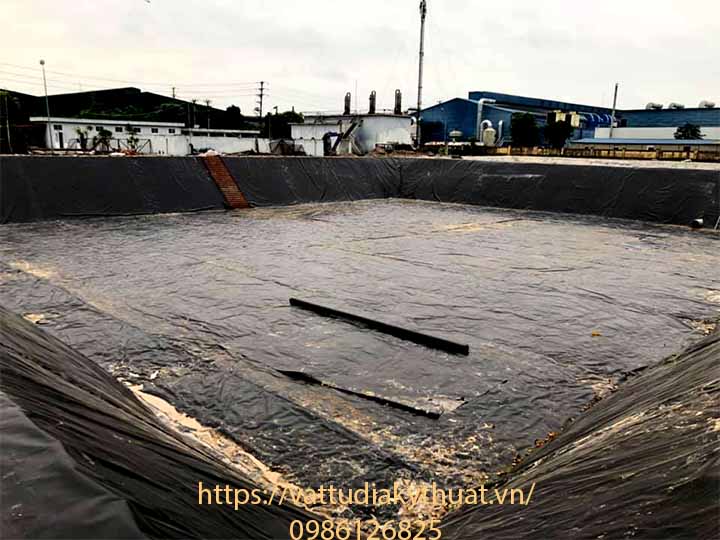 Quá trình hàn màng chống thấm HDPE được tiến hành cẩn trọng đảm bảo chất lượng tốt nhất