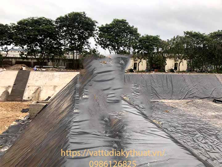Sử dụng màng chống thấm HDPE đảm bảo chất lượng lót hồ chứa nước thải ở Quế Võ, Bắc Ninh