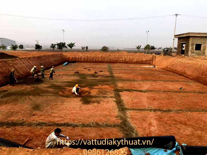 Khu vực thi công màng bạt nhựa HDPE tại bỉm sơn, thanh Hóa