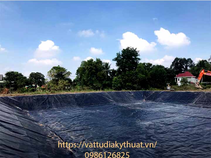 Hoàn thành công trình thi công lót hồ chứa nước tưới bằng màng chống thấm HDPE 1mm tại gia Lai