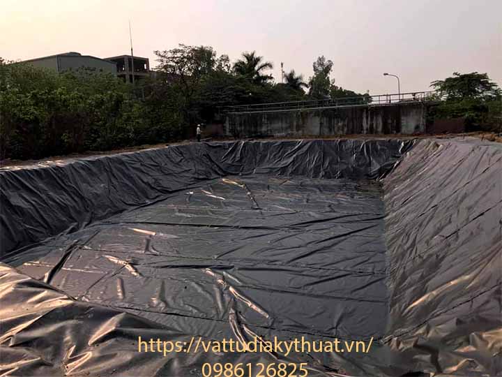 Hình ảnh công trình thi công bạt lót hồ chứa nước thải tại Hải Dương