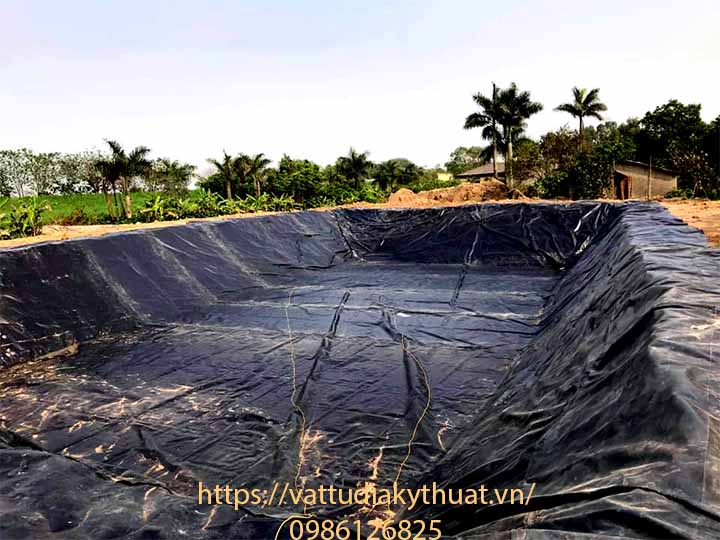 Màng chống thấm HDPE chất lượng được sử dụng lót hồ chứa nước thải tại hải Dương