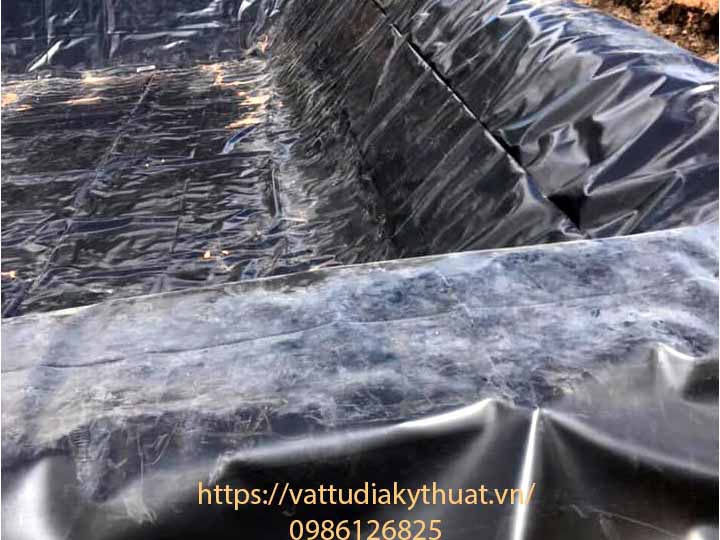 Màng chống thấm HDPE chất ượng được sử dụng lót hồ chứa nước tại on tum