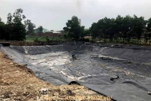 Lót ô chôn lấp rác bằng màng chống thấm HDPE tại Nghệ An