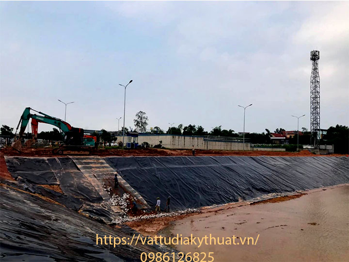 Chúng tôi có đội ngũ kỹ thuật chuyên thực hiện các công trình thi công màng HDPE tại Thái Nguyên và trên cả nước