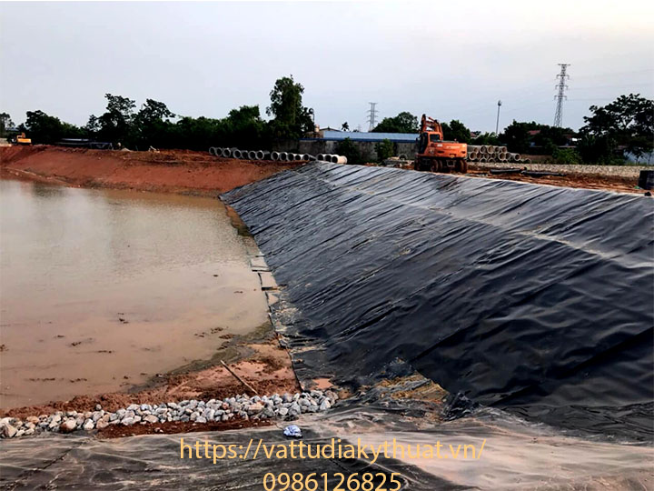 Triển khai thi công hồ chứa nước lót màng HDPE tại Thái Nguyên khi dịch covid diễn biến phức tạp