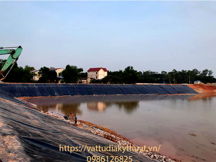 Màng HDPE chống thấm 0.76mm được sử dụng lót hồ chứa nước tại huyện Phổ Yên, thái Nguyên