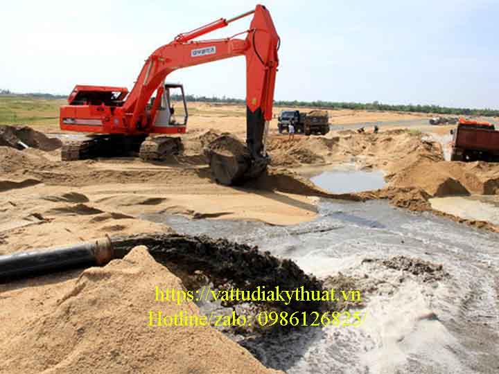 Các dự án cao tốc tại khu vực ĐBSCL đang thiếu cát san lấp nghiêm trọng