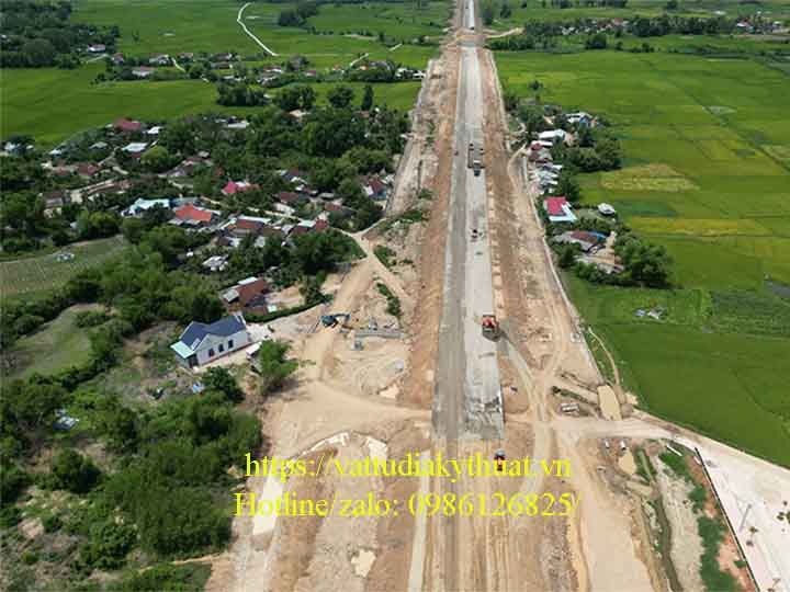 Vượt khó khăn đẩy nhanh tiến độ dự án cao tốc Hoài Nhơn - Quy Nhơn sớm về đích